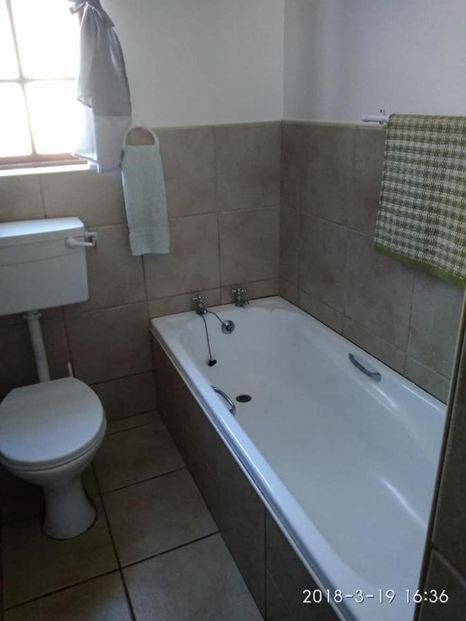 Agulhas Heights Self-Catering Cottages Екстер'єр фото