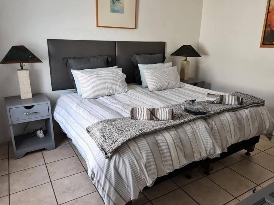 Agulhas Heights Self-Catering Cottages Екстер'єр фото