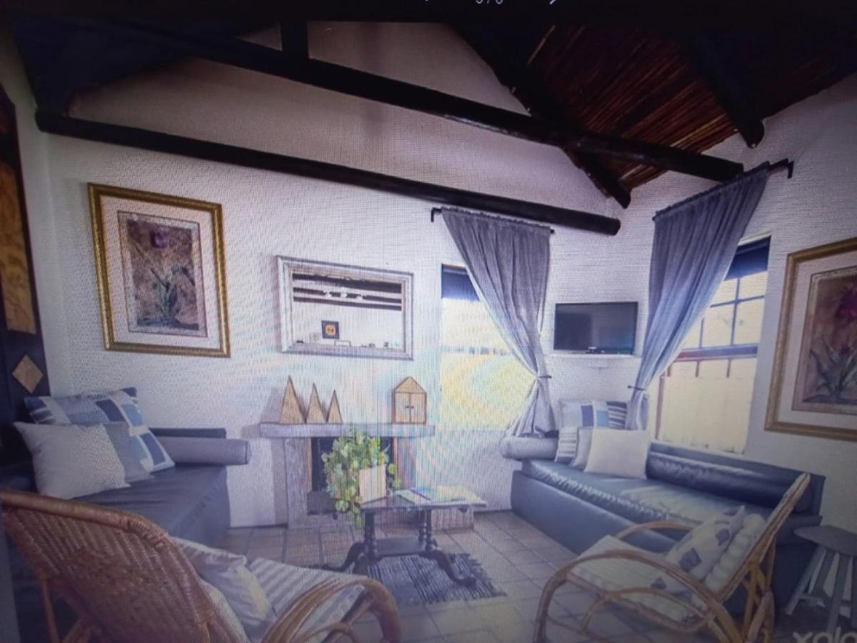 Agulhas Heights Self-Catering Cottages Екстер'єр фото