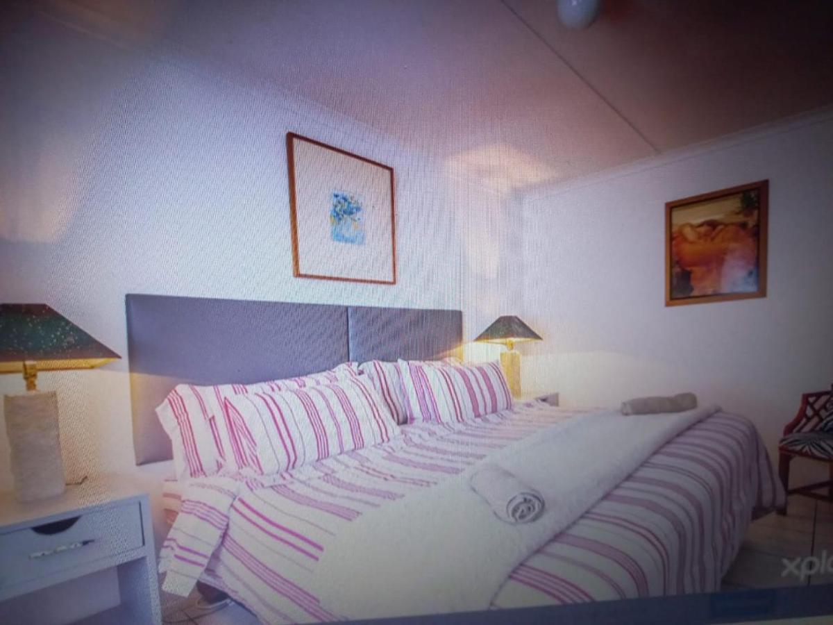 Agulhas Heights Self-Catering Cottages Екстер'єр фото