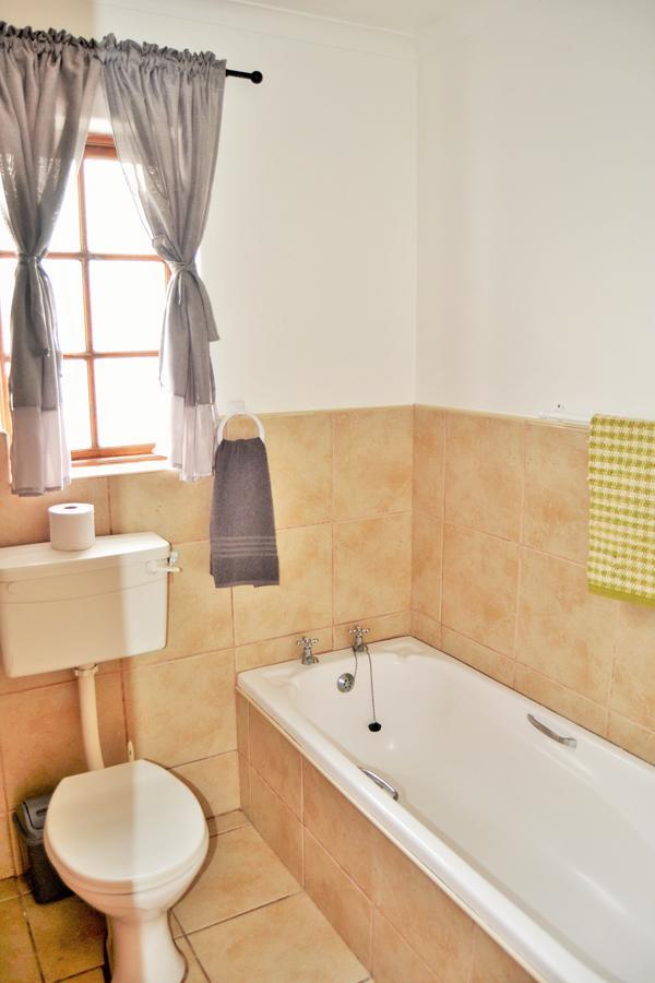 Agulhas Heights Self-Catering Cottages Екстер'єр фото