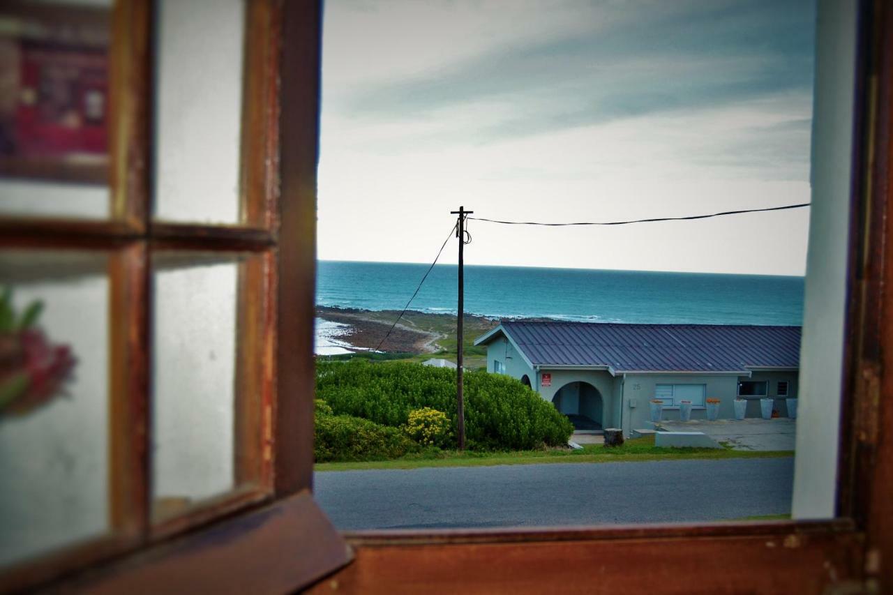 Agulhas Heights Self-Catering Cottages Екстер'єр фото